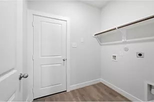 8931 Gull Cyn Dr, Baytown, TX 77521 - Photo 19