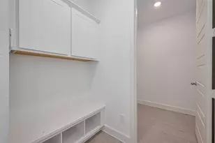 2702 Ballast Grn Dr, Texas City, TX 77568 - Photo 17