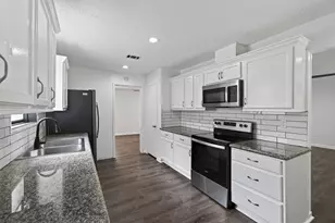 13918 Wickersham Ln, Houston, TX 77077 - Photo 13