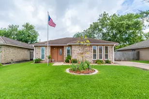 1714 Magnolia Dr, Pasadena, TX 77503 - Photo 1