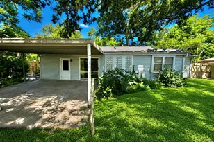 705 Shady Ln, Angleton, TX 77515 - Photo 21