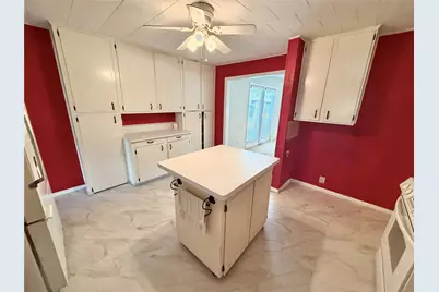 705 Shady Lane, Angleton, TX 77515 - Photo 9
