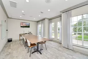2222 Maroneal St, Houston, TX 77030 - Photo 15