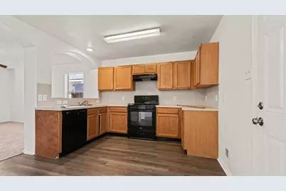 15834 Colonial Bridge Lane, Houston, TX 77073 - Photo 7