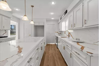 6702 Robinwick Court, Spring, TX 77379 - Photo 9