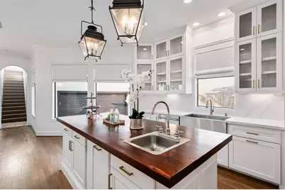 4523 Maple Street, Bellaire, TX 77401 - Photo 15