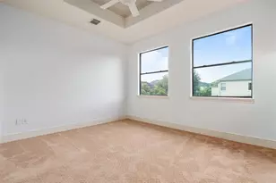 4523 Maple St, Bellaire, TX 77401 - Photo 41