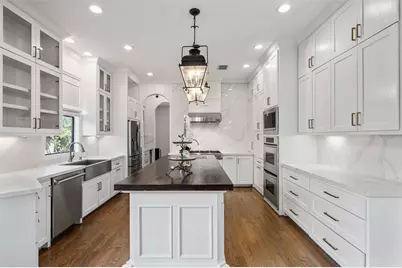 4523 Maple Street, Bellaire, TX 77401 - Photo 11