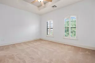 4523 Maple St, Bellaire, TX 77401 - Photo 39