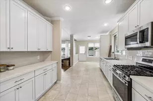 5811 Walkabout Way, Katy, TX 77450 - Photo 9