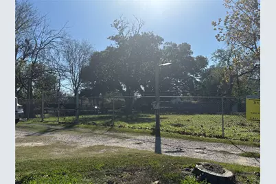 7206 Helmers Street #A, Houston, TX 77022 - Photo 9