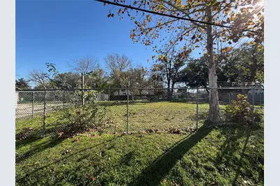 7206 Helmers Street #A, Houston, TX 77022 - Photo 7