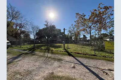 7206 Helmers Street #A, Houston, TX 77022 - Photo 13