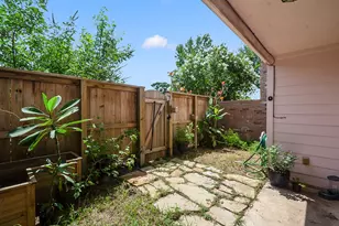 62 Chervil Common, Lake Jackson, TX 77566 - Photo 33