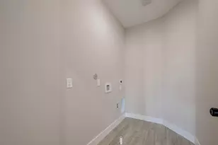 8128 Chateau St, Houston, TX 77028 - Photo 25