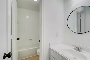 827 Forest Ivy Ln, Houston, TX 77067 - Photo 15