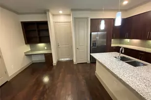 1800 St Joseph Pkwy, Houston, TX 77003 - Photo 5