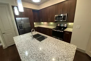 1800 St Joseph Pkwy, Houston, TX 77003 - Photo 3