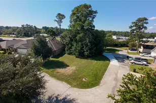 125 Moonspinner, Montgomery, TX 77356 - Photo 1