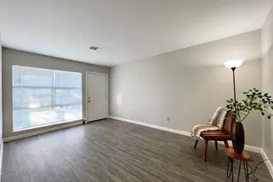 5743 Beldart St, Houston, TX 77033 - Photo 3