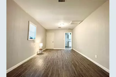 5743 Beldart Street, Houston, TX 77033 - Photo 13