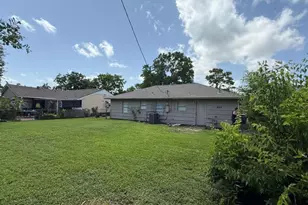 5743 Beldart St, Houston, TX 77033 - Photo 15