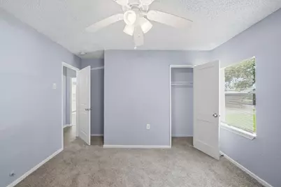8146 Panay Drive, Houston, TX 77033 - Photo 17