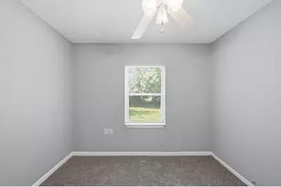 8146 Panay Drive, Houston, TX 77033 - Photo 21