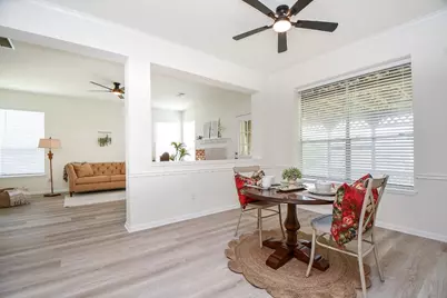 10839 Sycamore Drive N, La Porte, TX 77571 - Photo 9