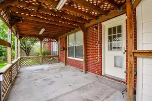 10839 Sycamore Dr N, La Porte, TX 77571 - Photo 29