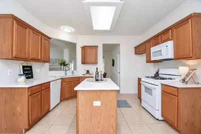 10839 Sycamore Drive N, La Porte, TX 77571 - Photo 11