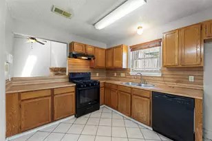 5730 Gineridge Dr, Houston, TX 77053 - Photo 3