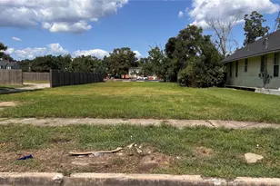 2344 Broadway St, Beaumont, TX 77702 - Photo 1