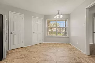 1826 Pilgrims Point Dr, Friendswood, TX 77546 - Photo 11