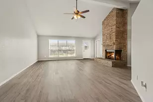 1826 Pilgrims Point Dr, Friendswood, TX 77546 - Photo 5