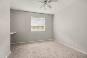1826 Pilgrims Point Dr, Friendswood, TX 77546 - Photo 13