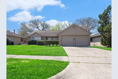 1826 Pilgrims Point Drive, Friendswood, TX 77546 - Photo 1