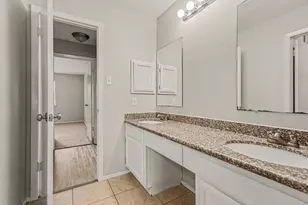 1826 Pilgrims Point Dr, Friendswood, TX 77546 - Photo 19