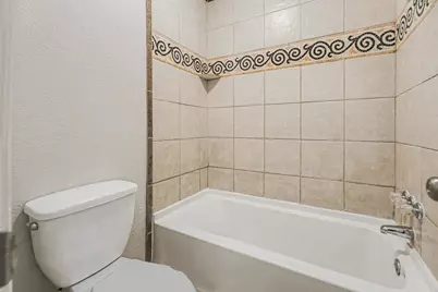 1826 Pilgrims Point Drive, Friendswood, TX 77546 - Photo 21