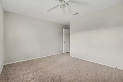 1826 Pilgrims Point Drive, Friendswood, TX 77546 - Photo 17