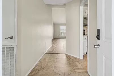 1826 Pilgrims Point Drive, Friendswood, TX 77546 - Photo 17