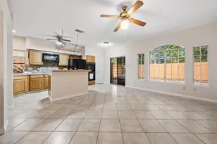 3007 Creek Manor Dr, Kingwood, TX 77339 - Photo 5