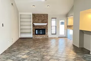 2417 Colleen Dr, Pearland, TX 77581 - Photo 3