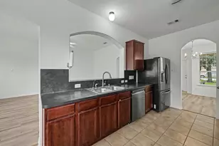 13035 Avery Ridge Ln, Tomball, TX 77377 - Photo 11