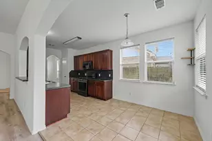 13035 Avery Ridge Ln, Tomball, TX 77377 - Photo 9