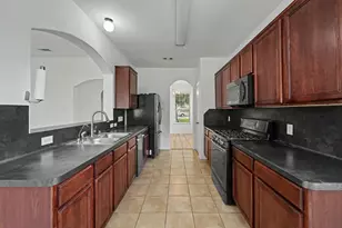 13035 Avery Ridge Ln, Tomball, TX 77377 - Photo 11