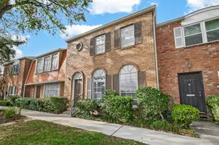 6404 Burgoyne Rd, Houston, TX 77057 - Photo 9