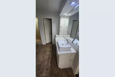 2127 Manor Green Drive, Houston, TX 77077 - Photo 33