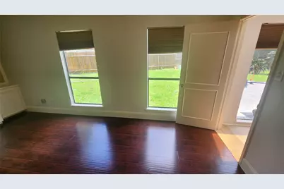 2127 Manor Green Drive, Houston, TX 77077 - Photo 19