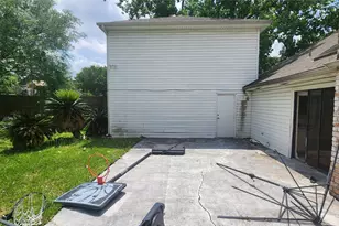 2127 Manor Green Dr, Houston, TX 77077 - Photo 41